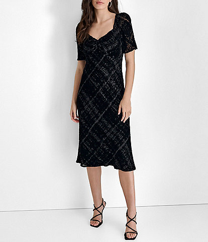 DKNY Printed Knit Sweetheart Neck Short Sleeve Shirred Midi Dress