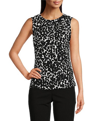 DKNY Printed Sleeveless Ruched Crew Neck Top