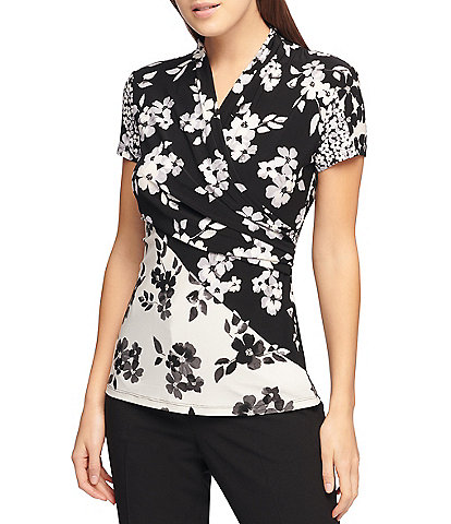 DKNY Short Sleeve V-Neck Matte Jersey Floral Print Side Ruched Top