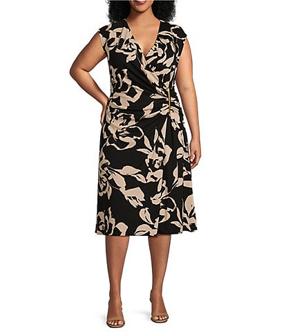 Donna Karan Plus Size Jersey V-Neck Sleeveless Ruched Gold Broach Midi Sheath Dress