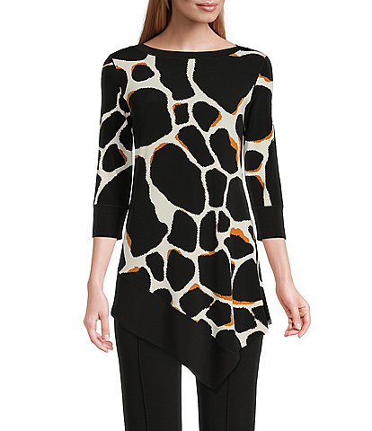 Eva Varro Savannah Giraffe Animal Print Banded Boat Neck 3/4 Sleeve Asymmetrical Hem Knit Jersey Tunic
