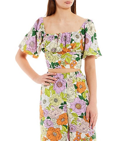 Evolutionary Coordinating Short-Sleeve Ruched Bust Floral-Printed Crop Top