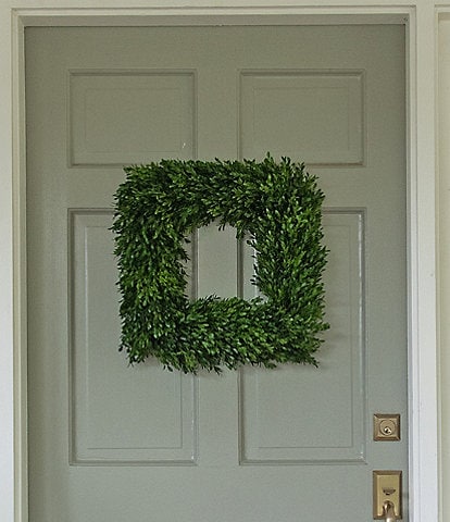 Fig & Dove 18#double; Square Boxwood Wreath