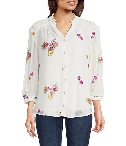 Figueroa & Flower Embroidered Woven Ruffled V-Neck 3/4 Sleeve Button-Front Blouse