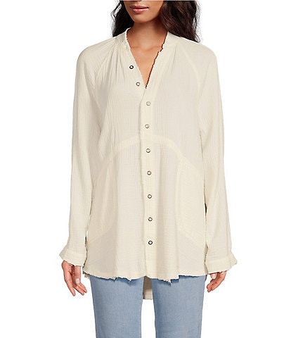 Free People Summer Daydream Long Sleeve Button Front V-Neck Raw High-Low Hem Oversized Top