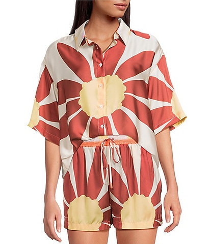 Gianni Bini Charlie Point Collar Short Sleeve Button Front Printed Satin Coordinating Blouse