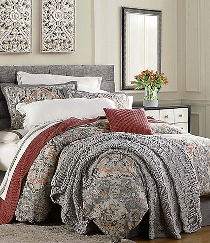 HiEnd Accents Carmen Medallion Print Duvet Cover Mini Set