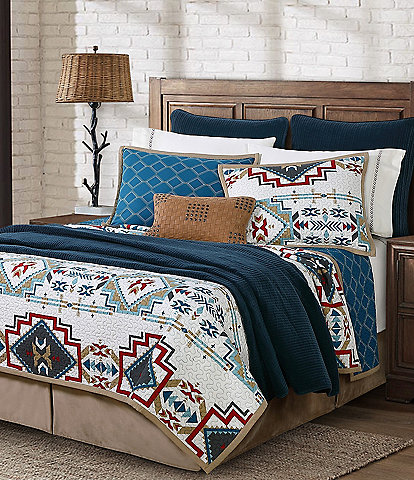 Paseo Road by HiEnd Accents Spirit Valley Reversible Quilt Mini Set