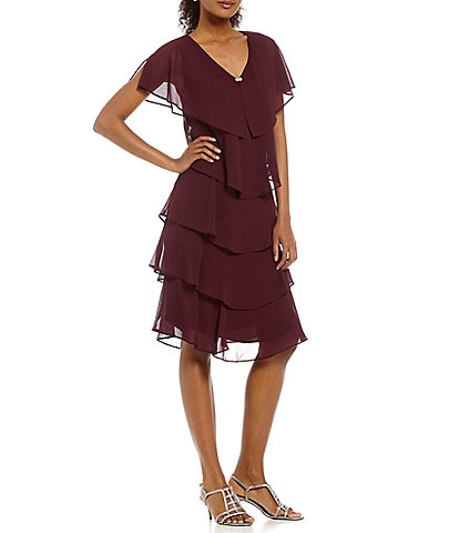 Ignite Evenings Petite Size Georgette V-Neck Short Sleeve Tiered Capelet Shift Dress