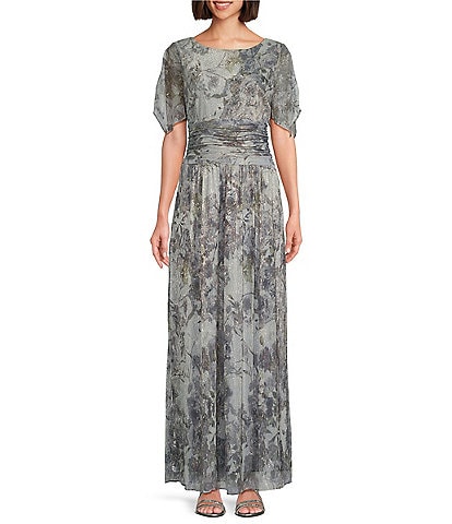 Ignite Evenings Petite Size Metallic Short Sleeve Scoop Neck V-Back Printed Ruched Waist A-Line Maxi Dress
