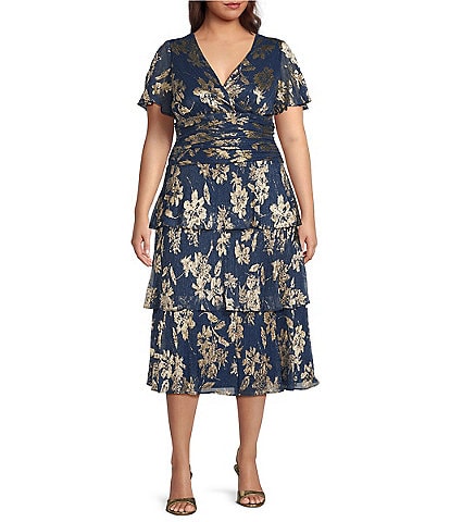 Ignite Evenings Plus Size Short Sleeve V-Neck Tiered Floral Midi Dress