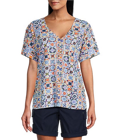 Intro Cotton Slub Jersey Tile Print V-Neck Short Sleeve Tee