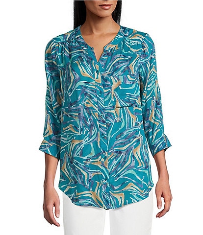 Intro Petite Size Woven Watercolor Abstract Print Split V-Neck 3/4 Roll-Tab Sleeve Button Front Shirt