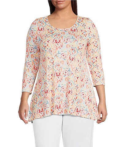Intro Plus Size Floral Print Round Neck 3/4 Sleeve Pleat Back High-Low The Legging Tee
