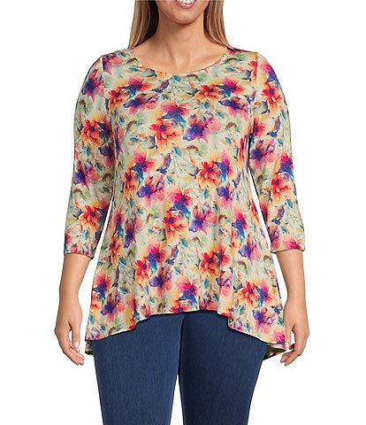 Intro Plus Size Watercolor Floral Print Scoop Neck 3/4 Sleeve Pleated Back High-Low Hem Legging Tee Shirt