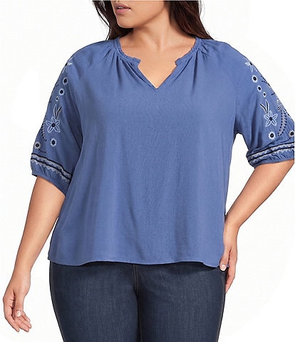 Intro Plus Size Woven Split Ruffle V-Neck Embroidered Elbow Length Sleeve Top