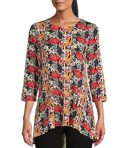 Intro Tropical Floral Print Scoop Neck 3/4 Sleeve Pleated Back High-Low Hem Legging Tee Shirt