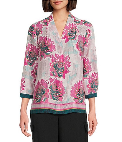 Investments Caroline Signature Linear Floral Border Print 3/4 Sleeve Button Front Top