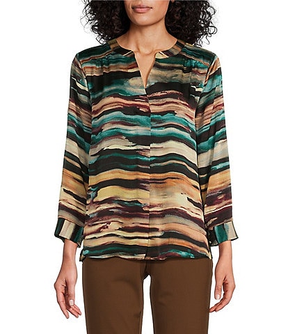 Investments Woven Inverted Pleat V-Neck 3/4 Sleeve Top