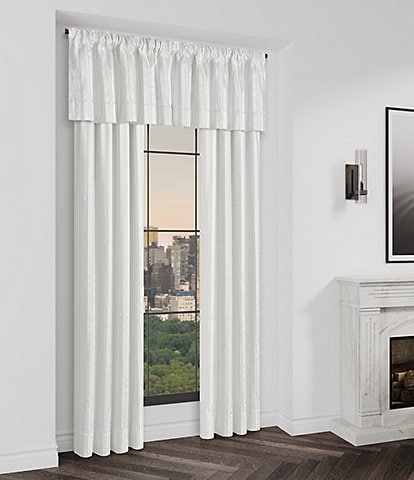 J. Queen New York Calvari Window Treatment