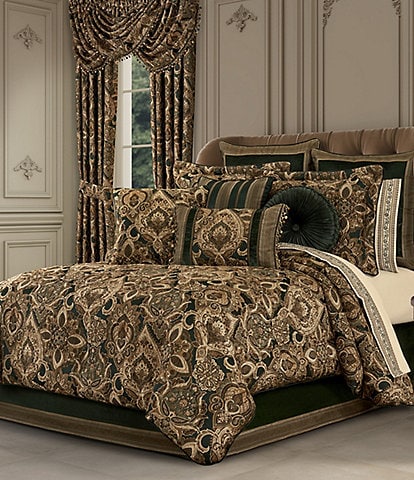 J. Queen New York Emerald Bay Oversized Woven Medallion Comforter Set