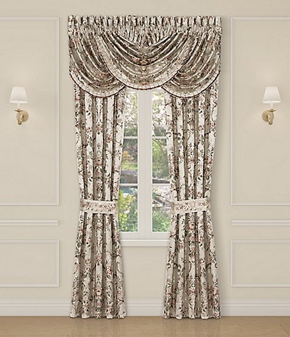 J. Queen New York Pecora Window Treatment
