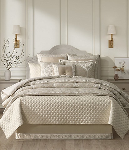 J. Queen New York Viola Woven Medallion Oversized Comforter Set