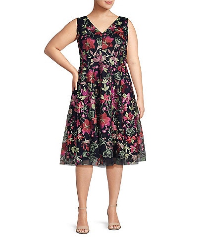 Jessica Howard Plus Size Sleeveless V-Neck Floral Embroidered Mesh Fit and Flare Dress