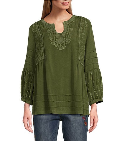 John Mark Embroidered Split Round Neck 3/4 Sleeve Tunic Top