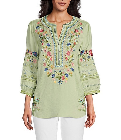 John Mark Embroidered Y-Neck 3/4 Sleeve Printed Back Tunic