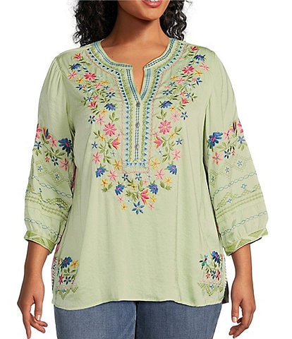 John Mark Plus Size Embroidered Y-Neck 3/4 Sleeve Printed Back Tunic