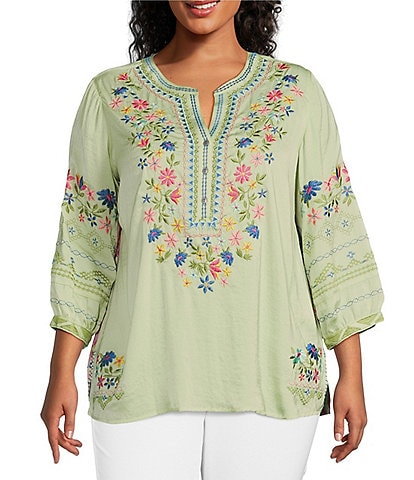 John Mark Plus Size Embroidered Y-Neck 3/4 Sleeve Printed Back Tunic