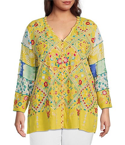 John Mark Plus Size Floral Tile Embroidered Notch Neck 3/4 Sleeve Button-Front Tunic