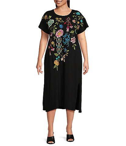 JOHNNY WAS Plus Size Sheri Relaxed Knit Embroidered Placement Floral Motif Short Sleeve Midi Shift Dress