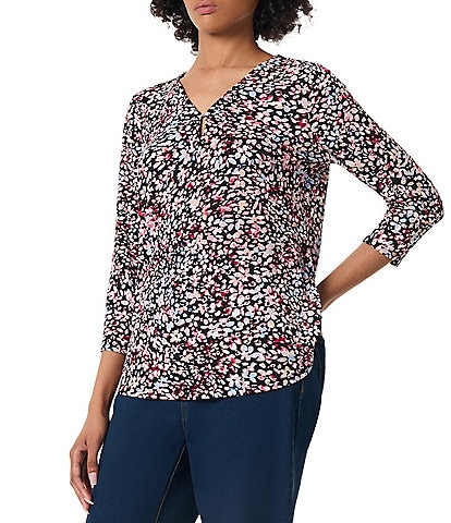 Jones New York Printed Moss Crepe 3/4 Sleeve V-Neck Top