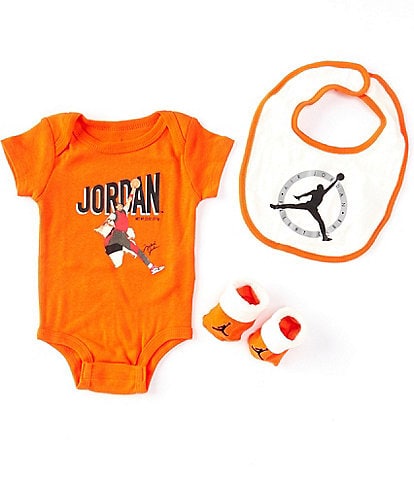 Jordan Baby Boys Newborn-6 Months Short-Sleeve Flight MVP Bodysuit, Bib And Booties Set