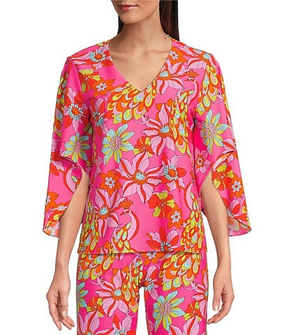 Jude Connally Daniella Stretch Knit Twirling Peacock Spring Pink Print 3/4 Flutter Sleeve V-Neck Coordinating Top