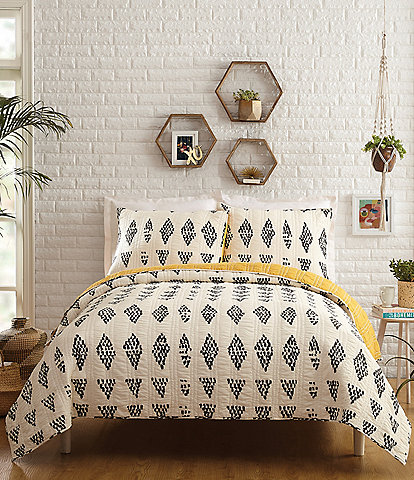 Jungalow Prosperity Geometric Pattern Reversible Mini Quilt Set