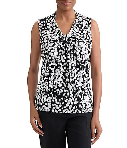 Kasper Sleeveless Knot Front Printed Blouse