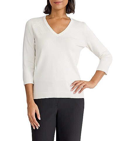 Kasper Three Quarter Sleeve V-Neck Top