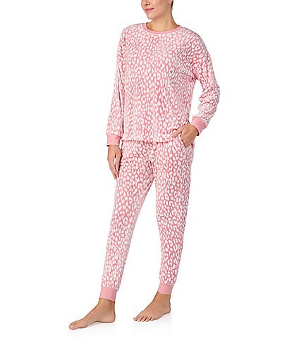 kate spade new york Long Sleeve Crew Neck Stretch Velour Leopard Print Pajama Set