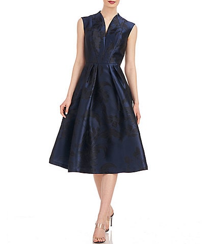Kay Unger Metallic Floral Jacquard V Neckline Cap Sleeve Pleated Fit and Flare Midi Dress
