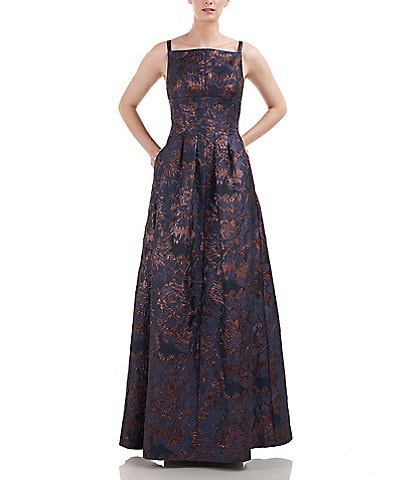 Kay Unger Metallic Floral Print Sleeveless Square Neck Pleated Gown