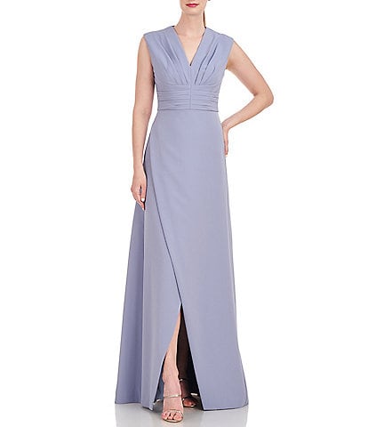 Kay Unger Stretch Crepe Pleated V-Neck Sleeveless A Line Gown