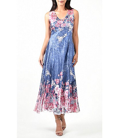 Komarov Floral Print V-Neck Sleeveless Pleated Midi Dress