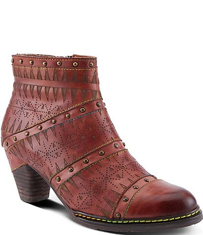 L'ARTISTE Niobe Etched Leather Studded Ankle Booties