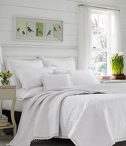 Laura Ashley Delphine Oversized Floral Blooms Cotton Reversible Comforter  Mini Set