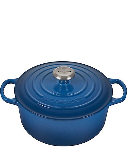 Le Creuset Signature 4.5-Quart Round Enameled Cast Iron Dutch Oven