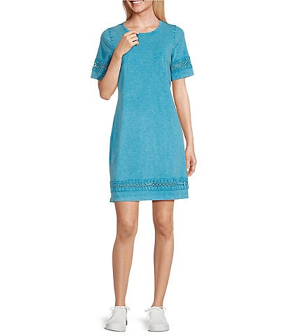 Leo & Nicole Relaxed Acid Wash Crew Neck Short Sleeve Crochet Trim Dress
