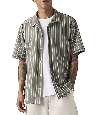Levi's® Flynt Striped Short Sleeve Classic Camp Shirt